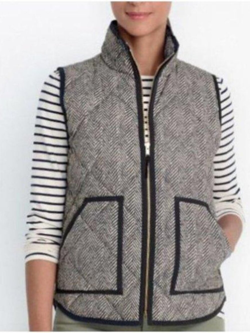 J.Crew Factory Printed Quilted Puffer Vest Herringbone Black Cream M 02533
